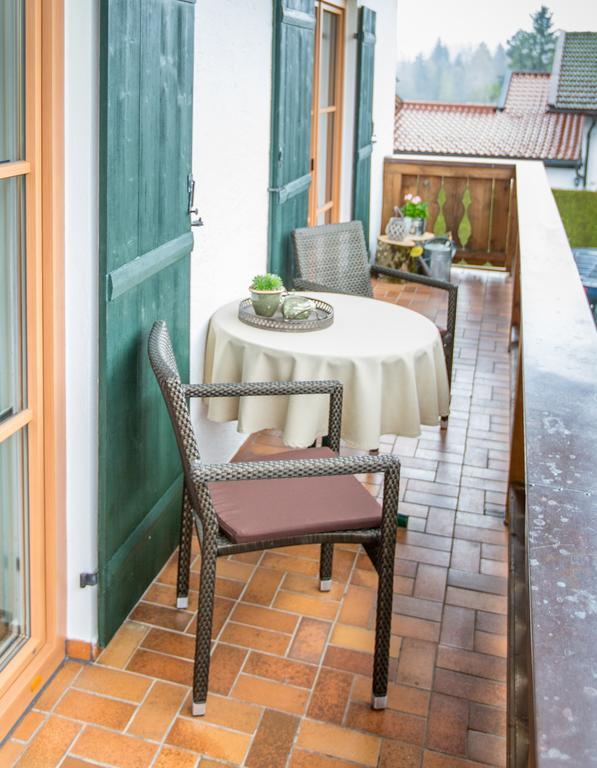 Ferienwohnungen Haus Martin Инцелль Экстерьер фото